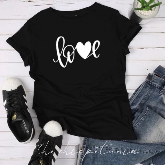The Chic Petunia Tops - ❤️ PLUS LOVE tee black letter print tee